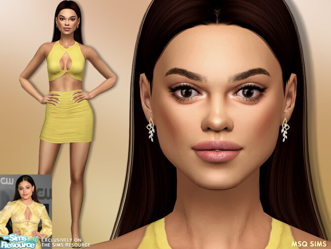 Sarah Jeffery at MSQ Sims